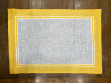 Carica l&#39;immagine nel visualizzatore di Gallery, Set-di-2 tovaglietta e tovagliolo Primula giallo e bianco
