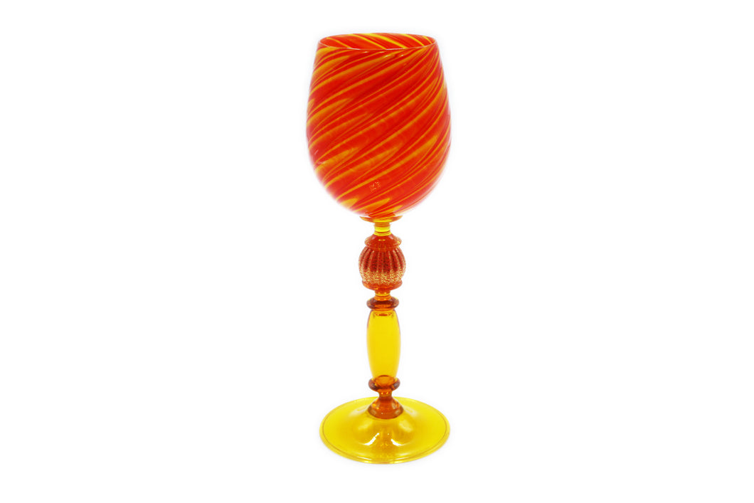 Orange and yellow chalice - pinnate - closed tulip
