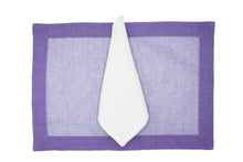 Carica l&#39;immagine nel visualizzatore di Gallery, Set tovaglietta e tovagliolo di lino Clio viola e bianco
