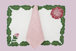 Pink placemat and napkin set