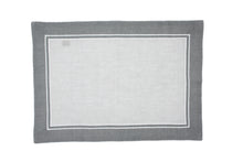 Load image into Gallery viewer, Giglio gray / white placemat and napkin set
