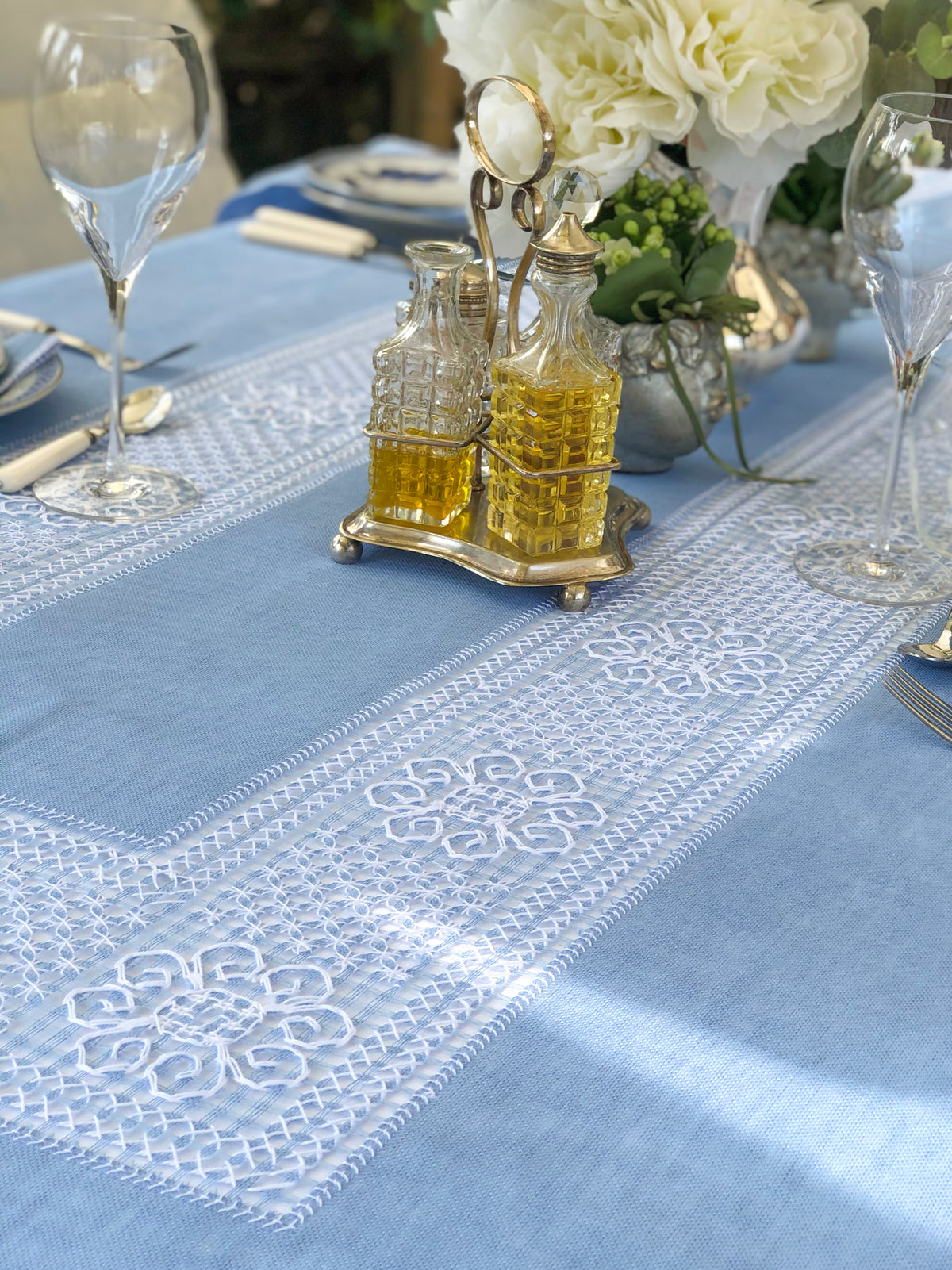 Tovaglia in bissone azzurra